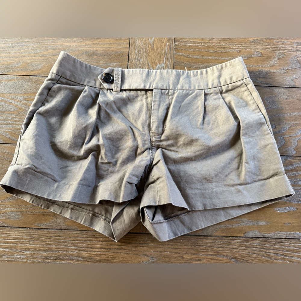 Martin + Osa Khaki Linen Blend 3” Inseam Pleated Cuffed Shorts